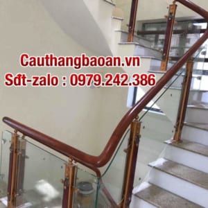 Cầu thang lan can kính cường lực, Báo giá cầu thang kính tại Hà Nội