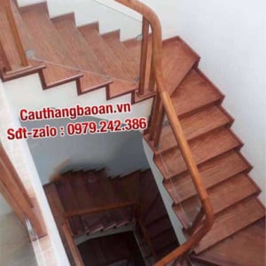 Cầu thang kính gỗ Hà Nội, Lan can kính Hà Nội
