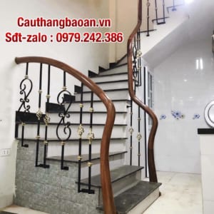 Các mẫu cầu thang sắt nghệ thuật, cầu thang sắt nghệ thuật đẹp nhất tại Hà Nội