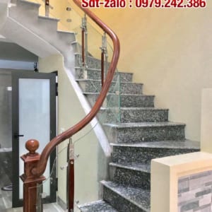 Cầu thang kính đẹp tại Hà Nội, Cầu thang kính đẹp nhất tại Hà Nội