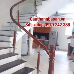 Cầu thang kính gỗ, Cầu thang kính đẹp hiện đại giá tốt