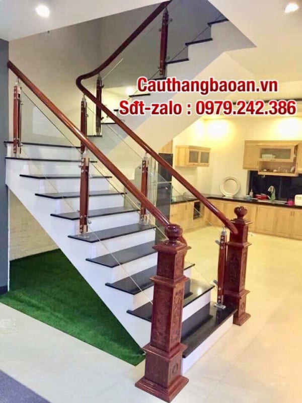 Cầu thang gỗ kính tại Hà Nội, Mẫu lan can cầu thang gỗ kính đẹp