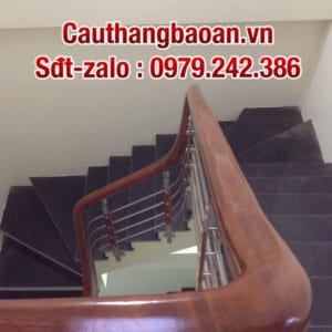 Lan can cầu thang inox, Cầu thang inox tay vịn gỗ