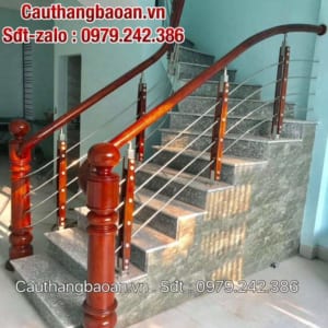 Báo giá cầu thang inox tay vịn gỗ, Lan can inox tay vịn gỗ