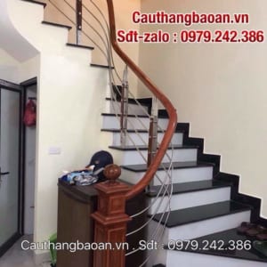 Lan can cầu thang inox ở Hà Nội, Lan can cầu thang inox tay vịn gỗ đẹp