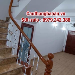 Cầu thang lan can sắt tay vịn gỗ, Cầu thang sắt nghệ thuật đẹp