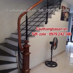 Cầu thang sắt gỗ đẹp nhất, Báo giá cầu thang sắt tay vịn gỗ