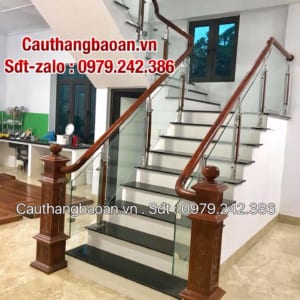 Cầu thang kính đẹp, Cầu thang kính gỗ đẹp nhất