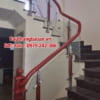 Cầu thang kính gỗ đẹp tại Hà Nội, Lan can cầu thang kính tay vịn gỗ