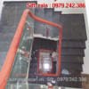 Cầu thang kính lan can kính cường lực, Báo giá cầu thang kính tay vịn gỗ