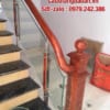 Cầu thang kính đẹp tại Hà Nội, Lan can cầu thang kính tay vịn gỗ