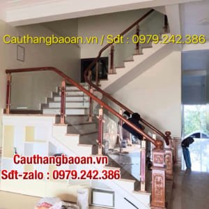 Tổng hợp 1000 mẫu cầu thang lan can kính cường lực, Lan can cầu thang kính đẹp tay vịn gỗ tại Hà Nội