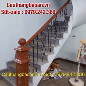 Cầu thang sắt đẹp tại Hà Nội, Lan can cầu thang sắt gỗ đẹp nhất
