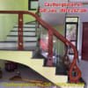 Cầu thang kính cường lực tay vịn gỗ, Các mẫu cầu thang lan can kính đẹp , hiện đại, thi công chuyên nghiệp giá tốt