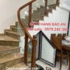 TAY VỊN CẦU THANG KÍNH GỖ ĐẸP. CẦU THANG GỖ KÍNH CƯỜNG LỰC ĐẸP