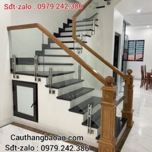 CẦU THANG LAN CAN KÍNH GỖ ĐẸP. MẪU CẦU THANG KÍNH ĐẸP TẠI HÀ NỘI